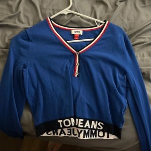 Blue slightly cropped long sleeve